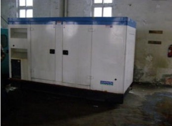 化州康明斯150kw大型柴油二手发电机组 化州康明斯150kw大型柴油二手发电机组